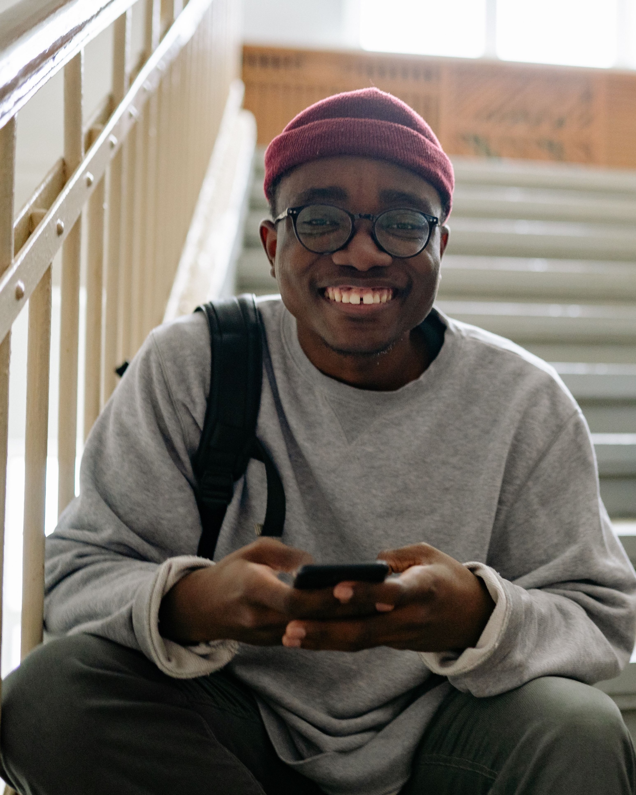 OneHive learner using a mobile phone